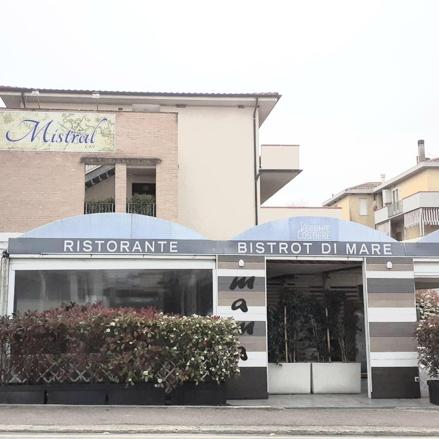 Mistral Apartments Puntone di Scarlino Eksteriør billede